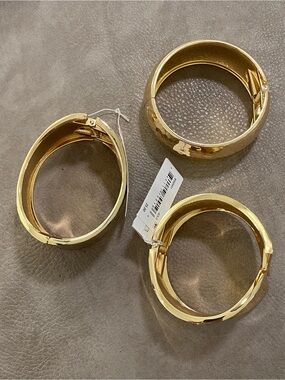LOT of 3 Gold Hinged Bangle Bracelets Women’s Fashion Jewelry MSRP $100